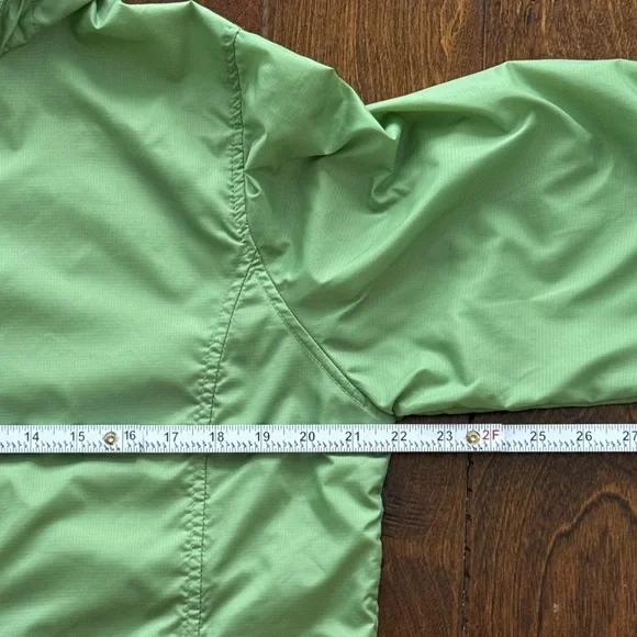 LL Bean | 100% Nylon Jacket | M - Picture 7 of 8